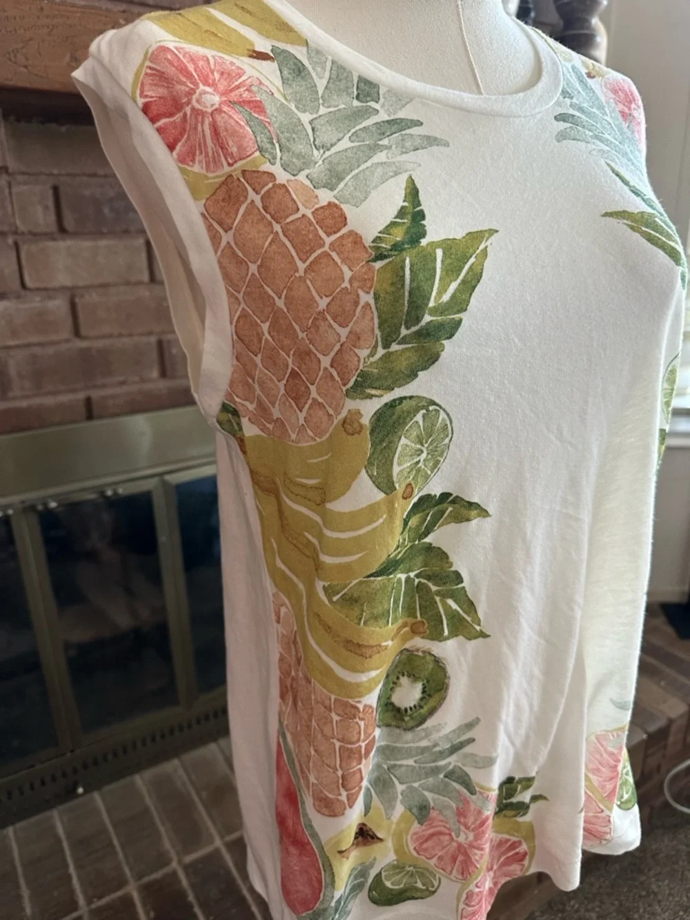 J.Crew Collector Tee Tropical Fruit Salad Sleeveless Tank Top White Small